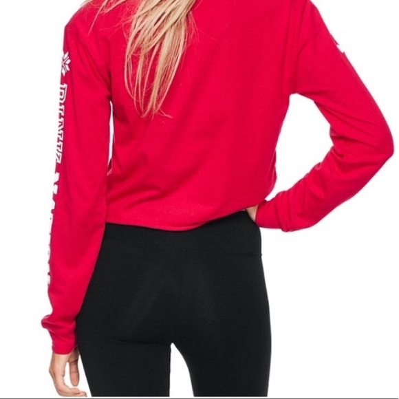 Holiday Set ! Campus Tee &  Leggings from VS Pink Nation - Picture 3 of 6